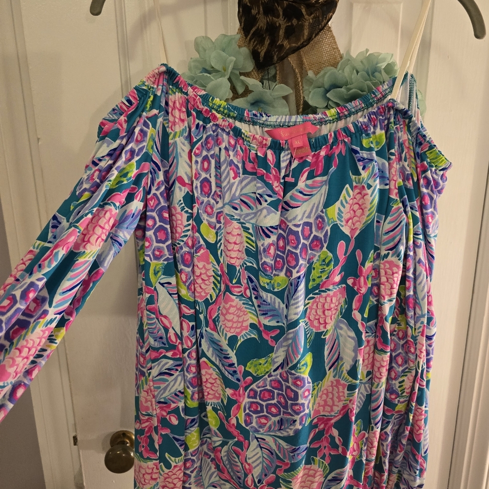 Lilly Pulitzer top